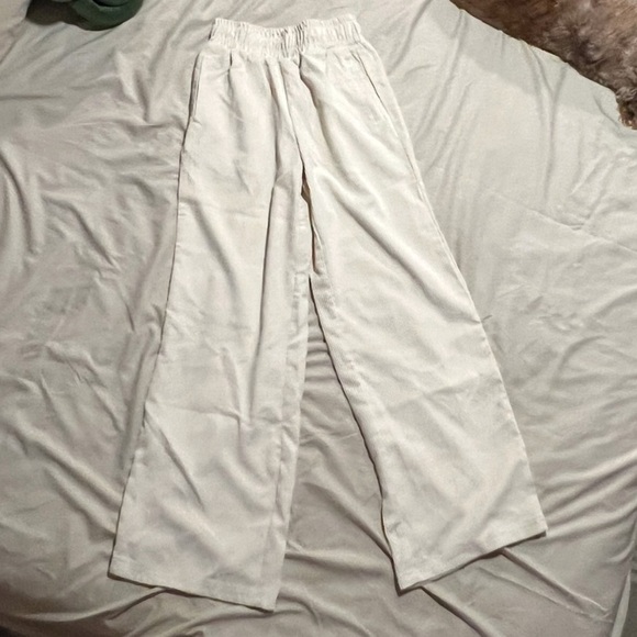 Forever 21 white high waisted corduroy velvet straight leg pants | NEW size S - Picture 6 of 11